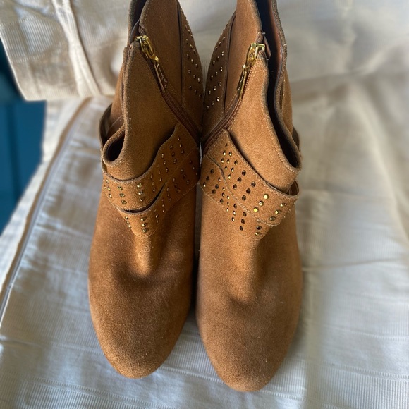 Matt Bernson Cognac Suede Rhinestone
Strap Ankle Boots SZ 11M - Picture 3 of 16